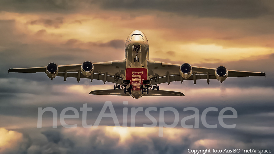 Emirates Airbus A380-861 (A6-EES) | Photo 81749