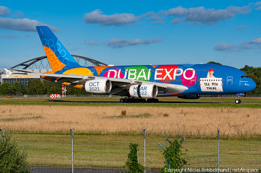 Emirates Airbus A380-861 (A6-EES) | Photo 516968