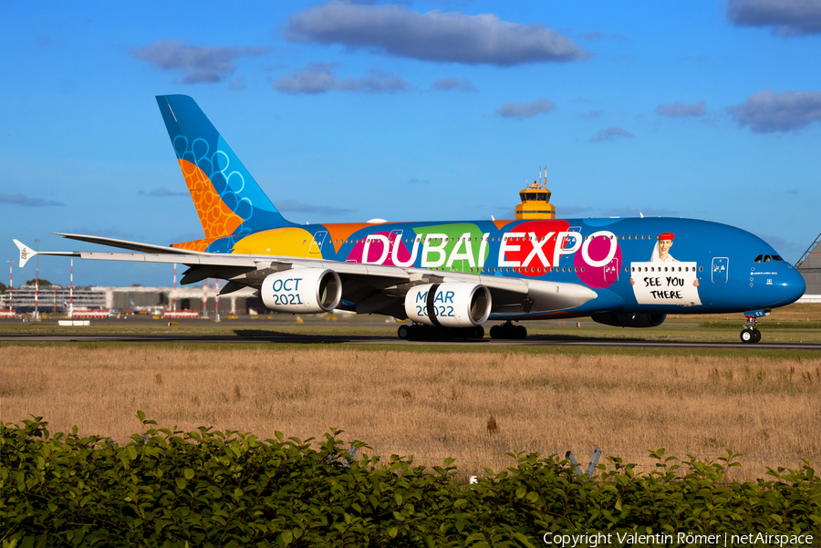 Emirates Airbus A380-861 (A6-EES) | Photo 517535