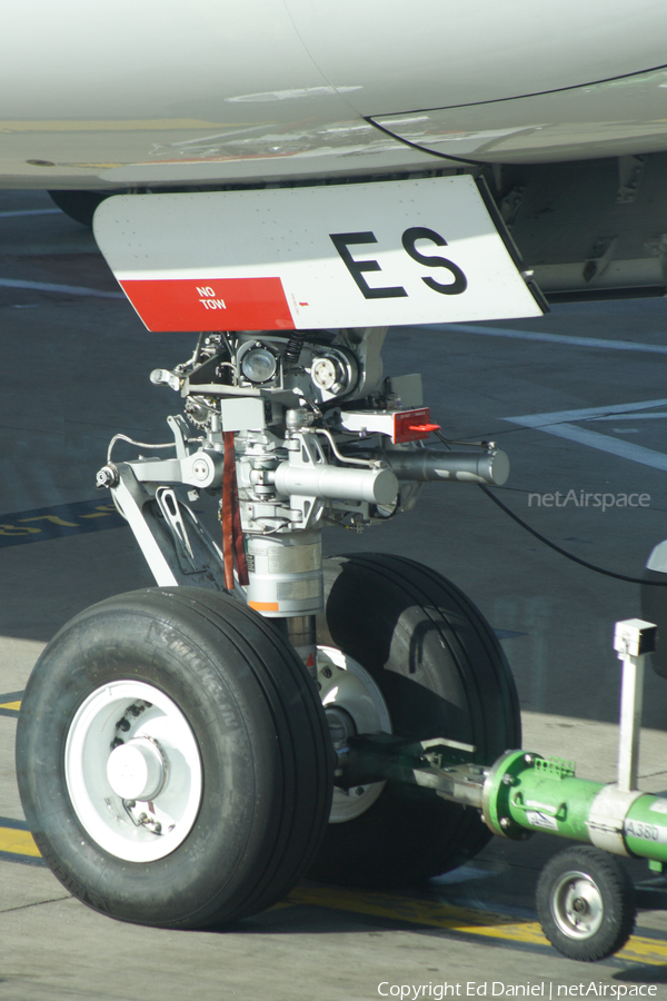 Emirates Airbus A380-861 (A6-EES) | Photo 44739