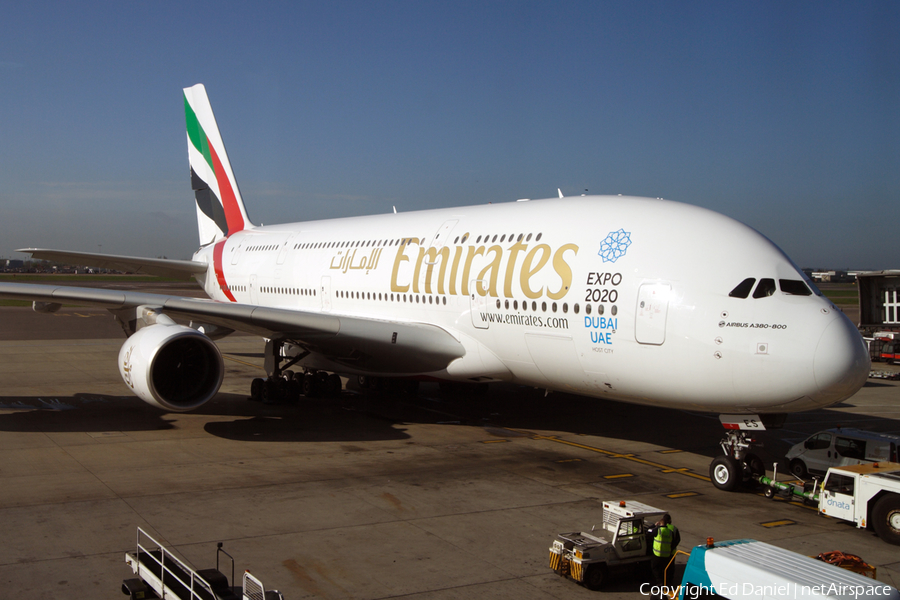 Emirates Airbus A380-861 (A6-EES) | Photo 44745