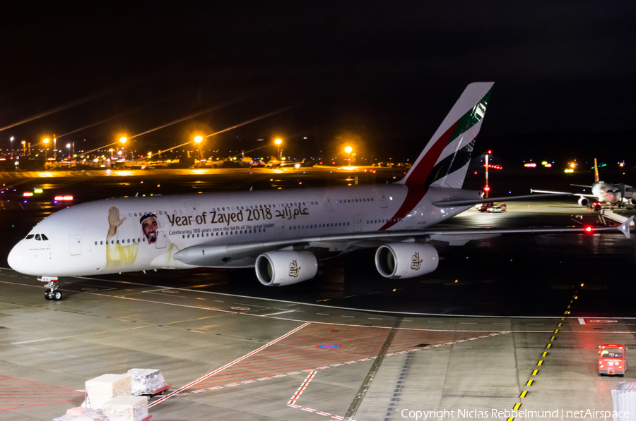 Emirates Airbus A380-861 (A6-EEU) | Photo 284235