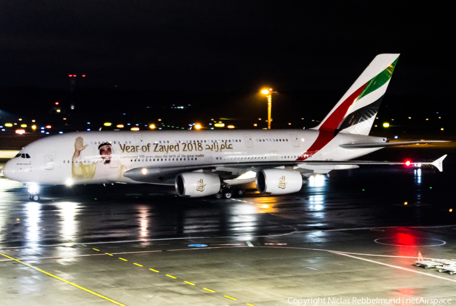Emirates Airbus A380-861 (A6-EEU) | Photo 284237