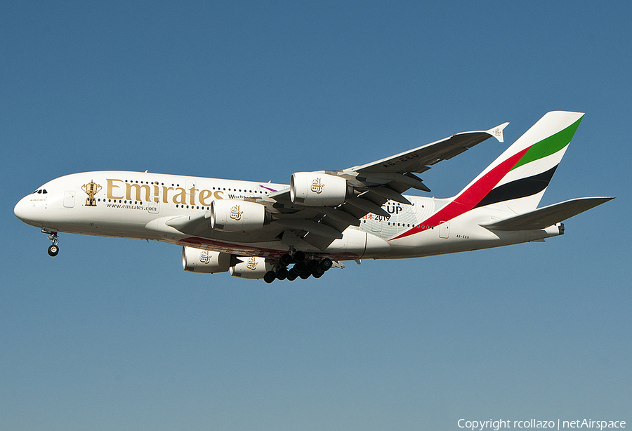 Emirates Airbus A380-861 (A6-EEU) | Photo 360299