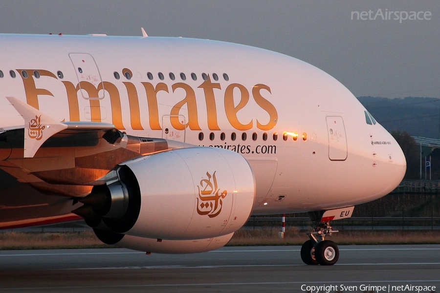 Emirates Airbus A380-861 (A6-EEU) | Photo 43741