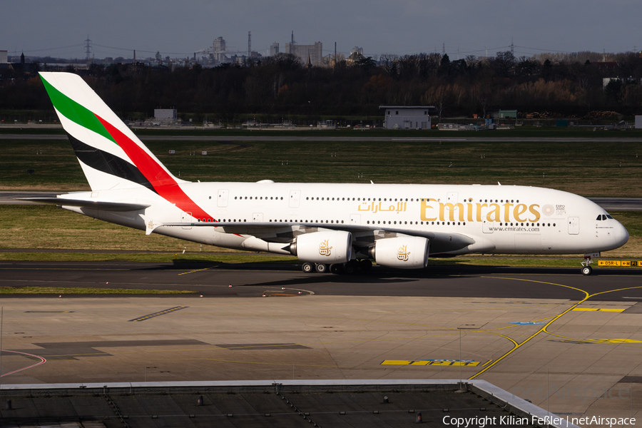Emirates Airbus A380-861 (A6-EEV) | Photo 495882