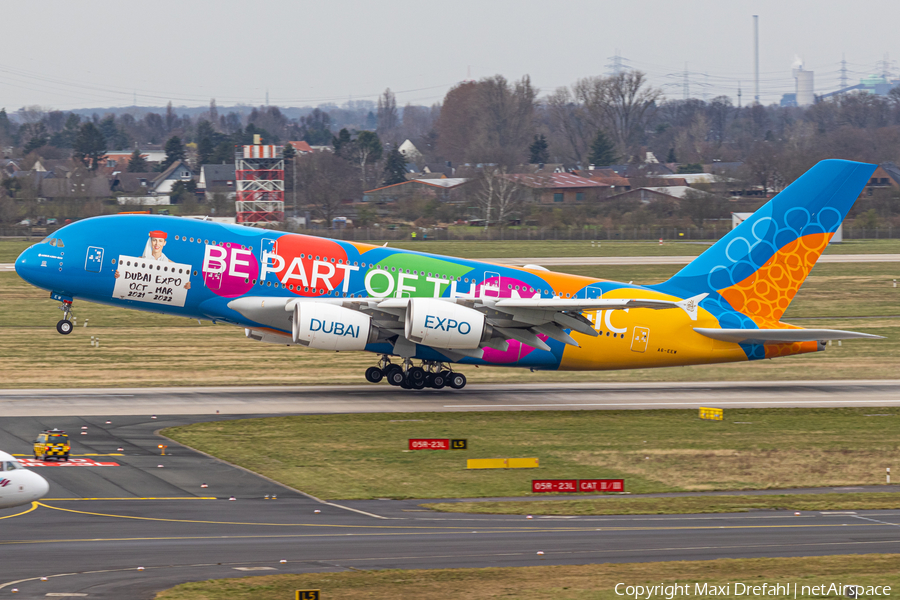 Emirates Airbus A380-861 (A6-EEW) | Photo 500203