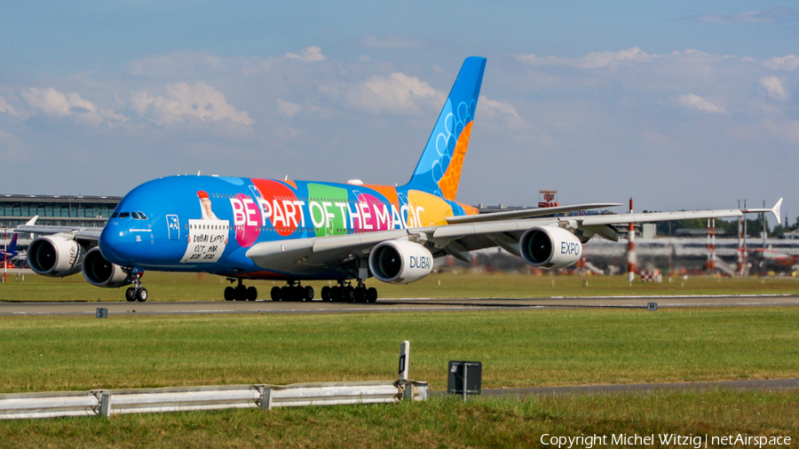 Emirates Airbus A380-861 (A6-EEW) | Photo 517277