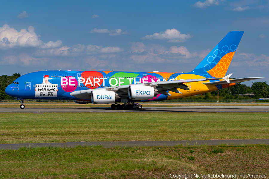 Emirates Airbus A380-861 (A6-EEW) | Photo 517283