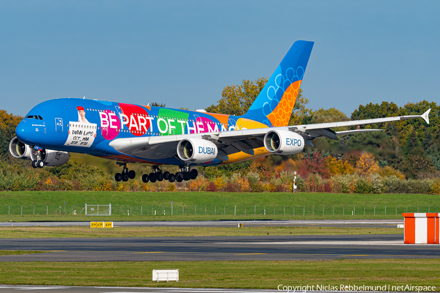 Emirates Airbus A380-861 (A6-EEW) | Photo 533027