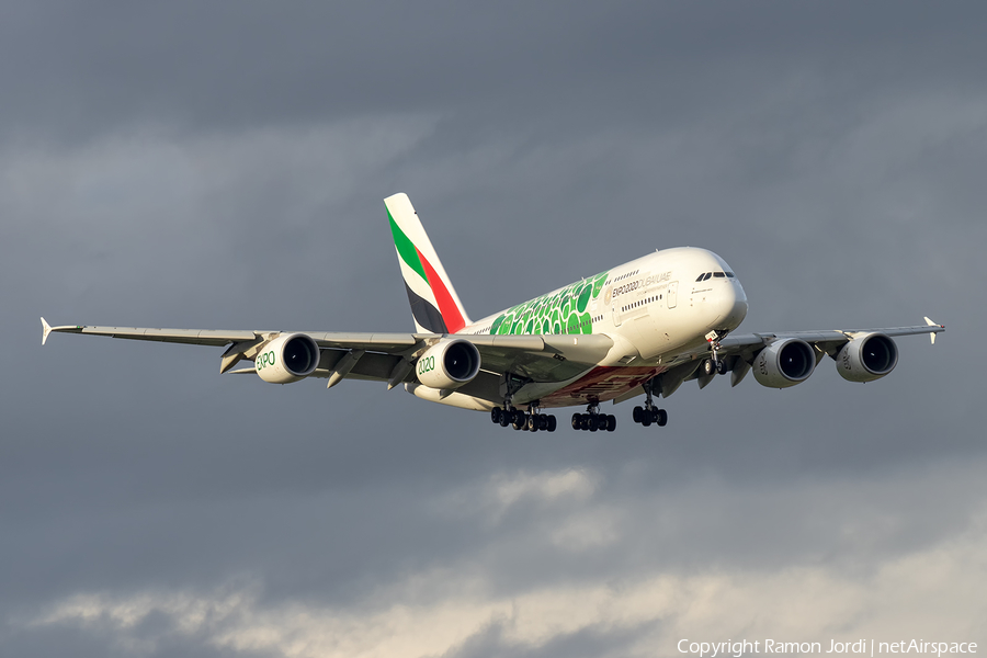 Emirates Airbus A380-861 (A6-EEW) | Photo 319741