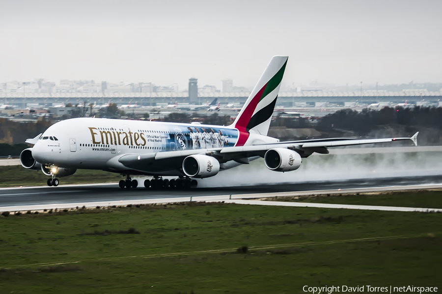Emirates Airbus A380-861 (A6-EEW) | Photo 353804
