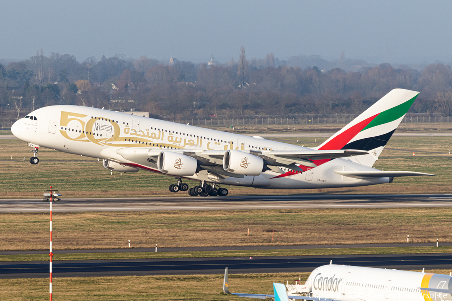 Emirates Airbus A380-861 (A6-EEX) | Photo 489803