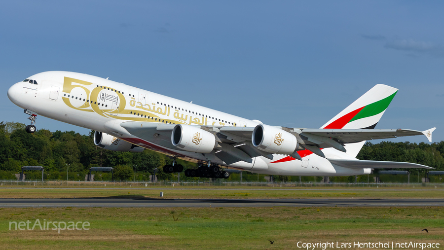 Emirates Airbus A380-861 (A6-EEX) | Photo 522827