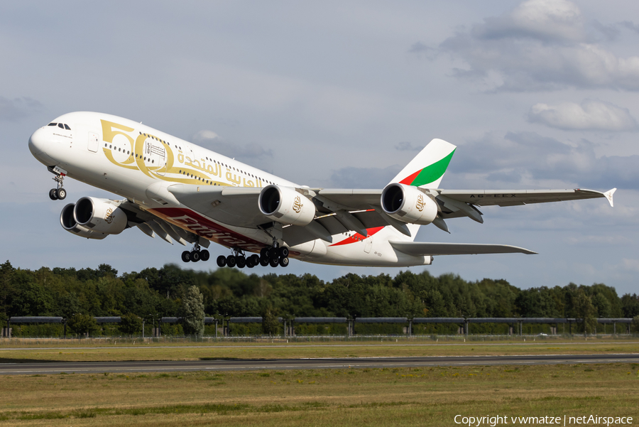 Emirates Airbus A380-861 (A6-EEX) | Photo 522906