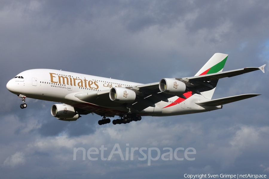 Emirates Airbus A380-861 (A6-EEY) | Photo 535477