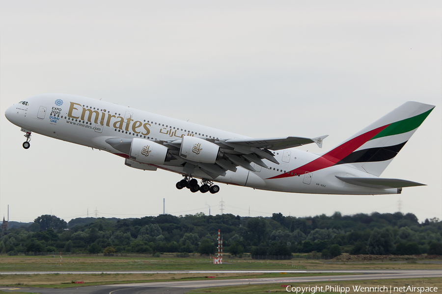 Emirates Airbus A380-861 (A6-EEZ) | Photo 117424