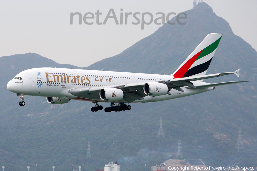 Emirates Airbus A380-861 (A6-EEZ) | Photo 406108