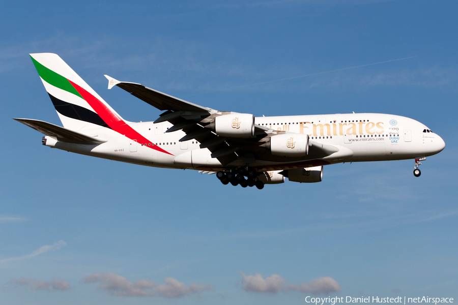 Emirates Airbus A380-861 (A6-EEZ) | Photo 483184