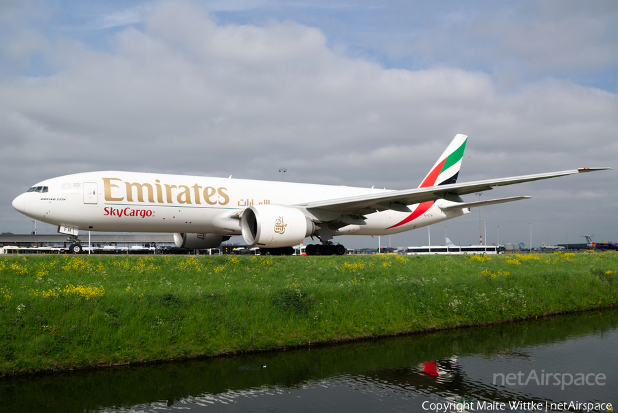 Emirates SkyCargo Boeing 777-F1H (A6-EFH) | Photo 392028