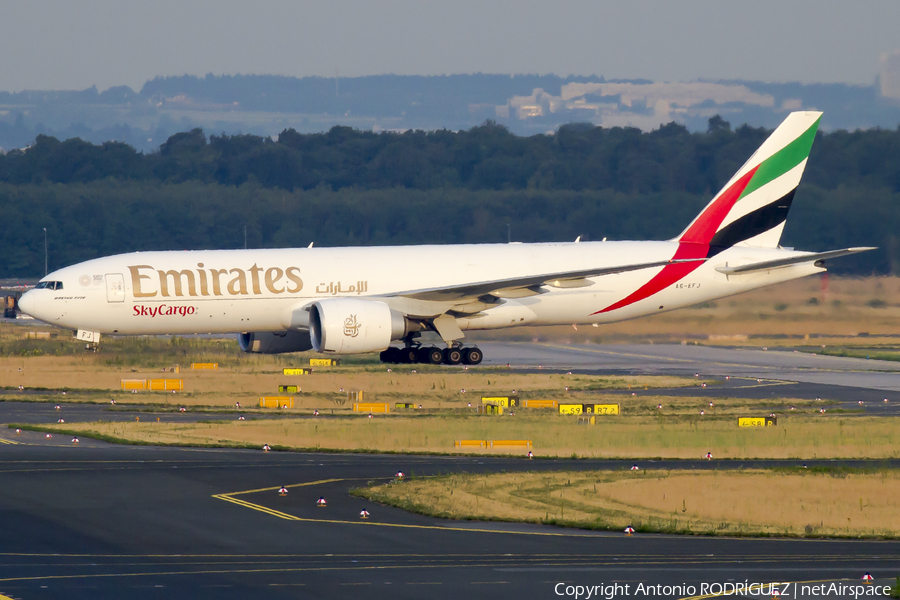 Emirates SkyCargo Boeing 777-F1H (A6-EFJ) | Photo 249643