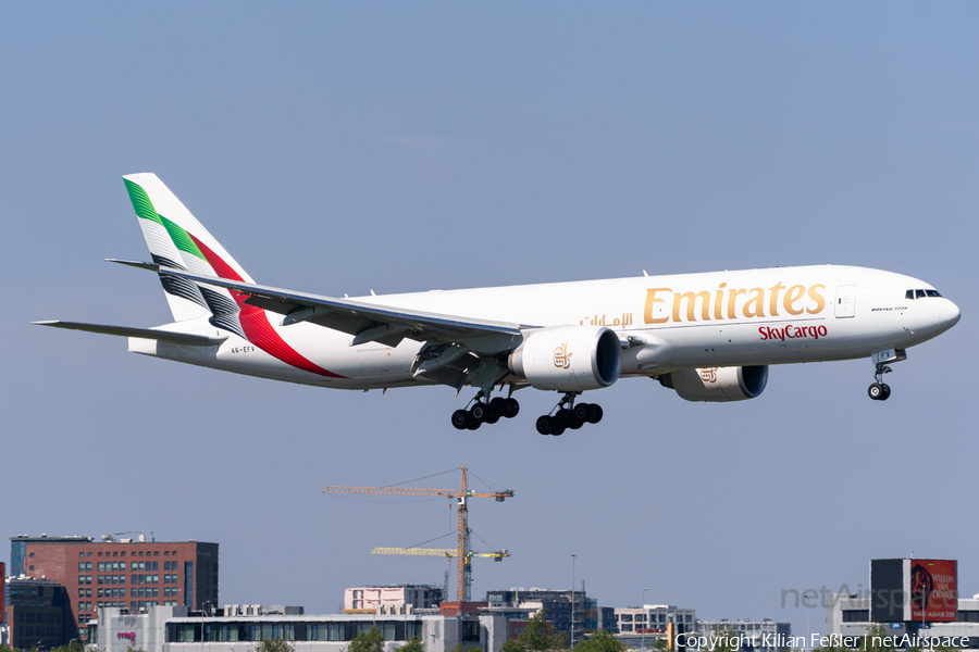 Emirates SkyCargo Boeing 777-F1H (A6-EFV) | Photo 680375