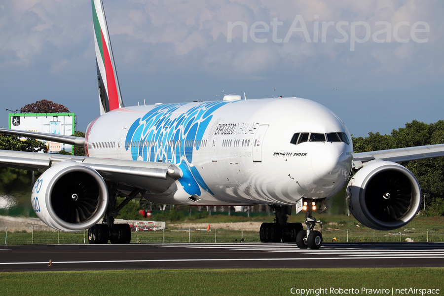 Emirates Boeing 777-31H(ER) (A6-EGB) | Photo 482146
