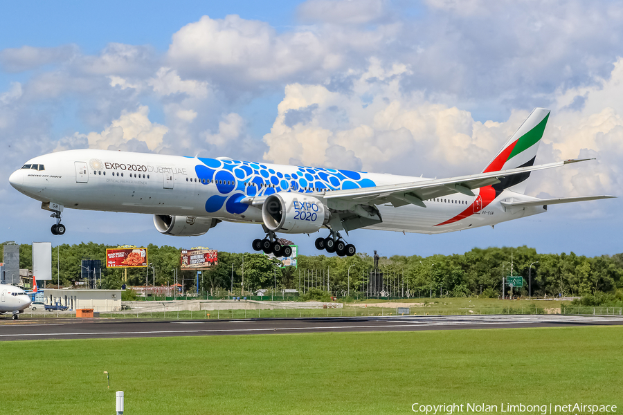 Emirates Boeing 777-31H(ER) (A6-EGB) | Photo 538114