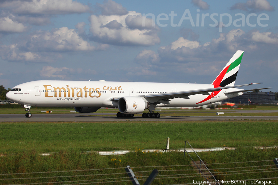 Emirates Boeing 777-31H(ER) (A6-EGB) | Photo 184068