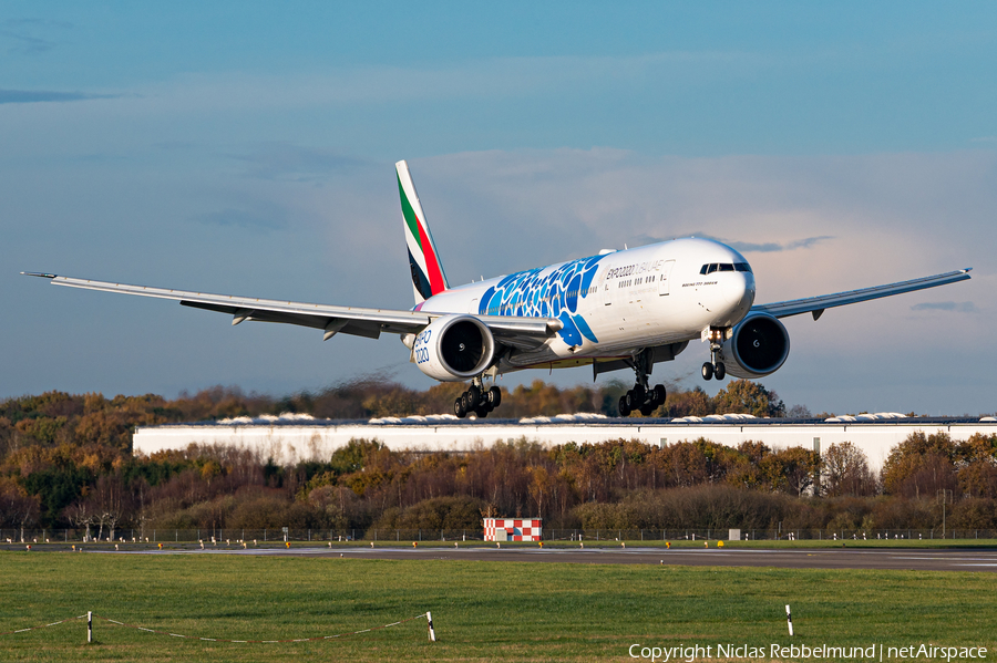 Emirates Boeing 777-31H(ER) (A6-EGB) | Photo 411142