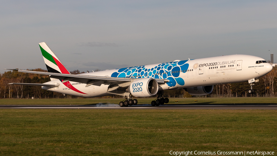 Emirates Boeing 777-31H(ER) (A6-EGB) | Photo 411152