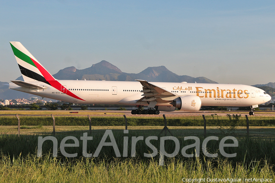 Emirates Boeing 777-31H(ER) (A6-EGC) | Photo 336016