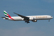 Emirates Boeing 777-31H(ER) (A6-EGD) at  Dusseldorf - International, Germany