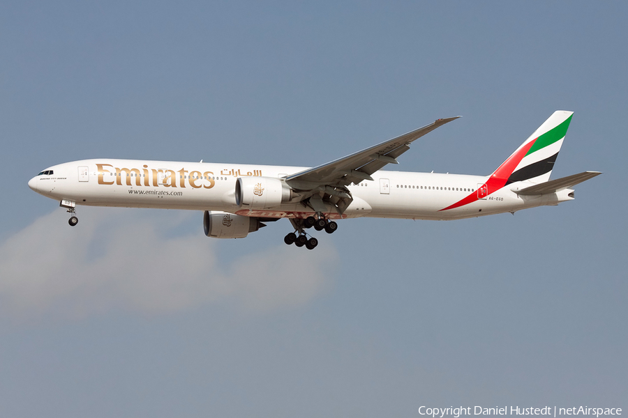 Emirates Boeing 777-31H(ER) (A6-EGD) | Photo 529278