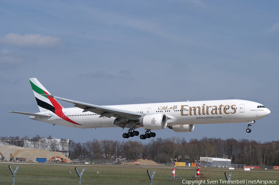 Emirates Boeing 777-31H(ER) (A6-EGD) | Photo 103827