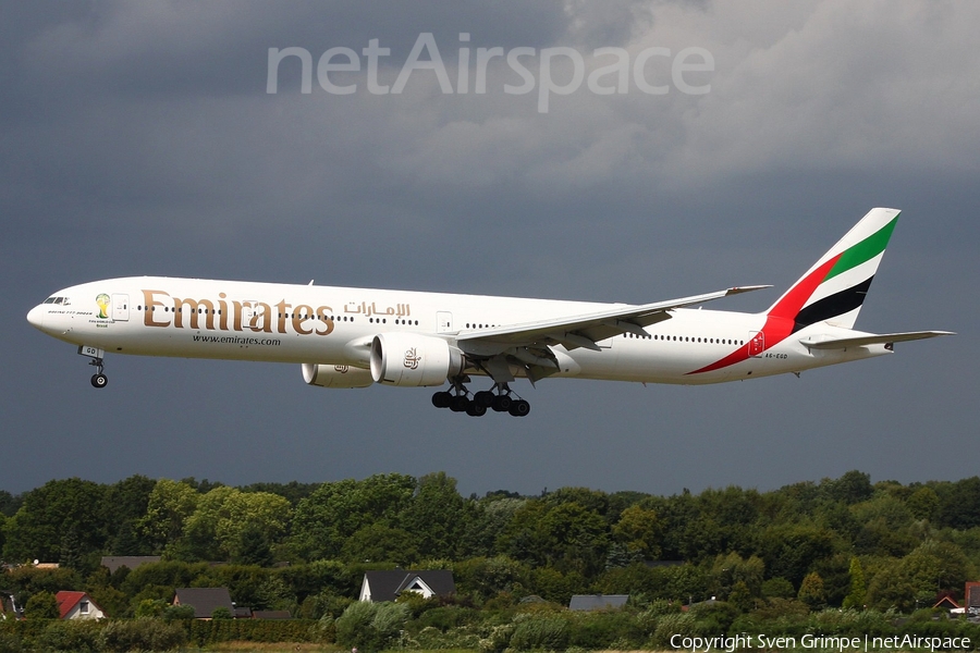Emirates Boeing 777-31H(ER) (A6-EGD) | Photo 53781