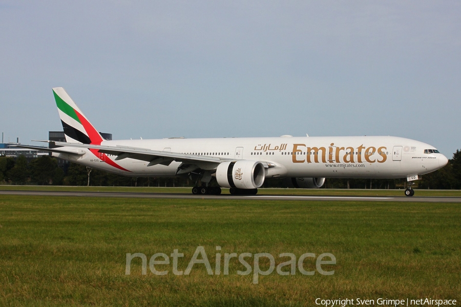 Emirates Boeing 777-31H(ER) (A6-EGD) | Photo 406610