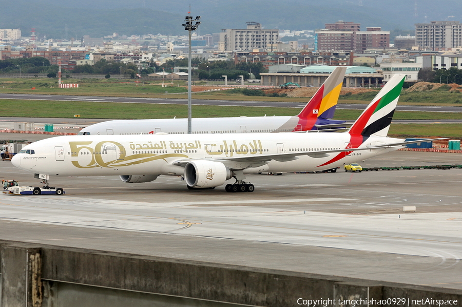 Emirates Boeing 777-31H(ER) (A6-EGE) | Photo 487552