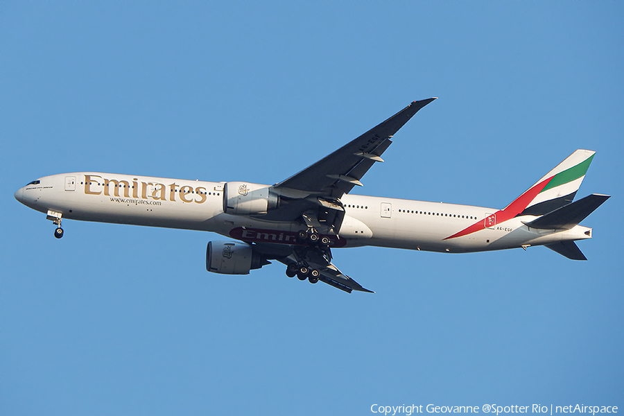 Emirates Boeing 777-31H(ER) (A6-EGF) | Photo 679728