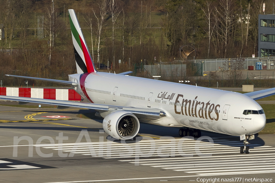 Emirates Boeing 777-31H(ER) (A6-EGF) | Photo 12673