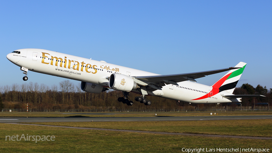 Emirates Boeing 777-31H(ER) (A6-EGG) | Photo 101846