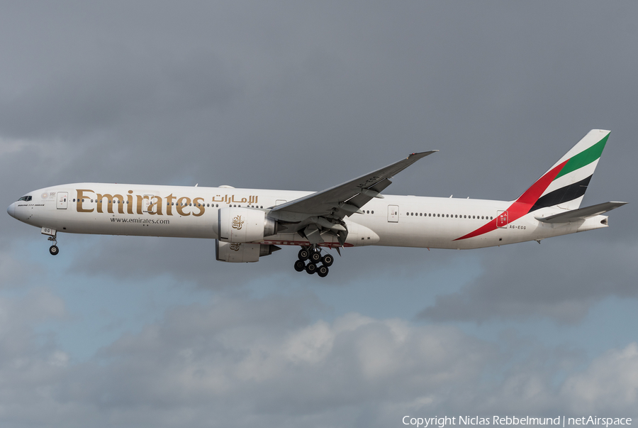 Emirates Boeing 777-31H(ER) (A6-EGG) | Photo 267244