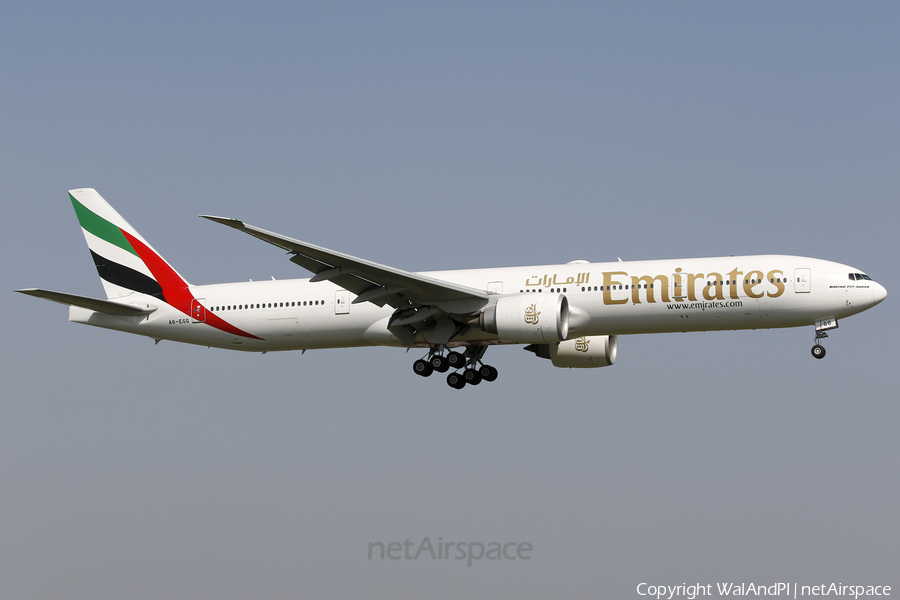 Emirates Boeing 777-31H(ER) (A6-EGG) | Photo 639614