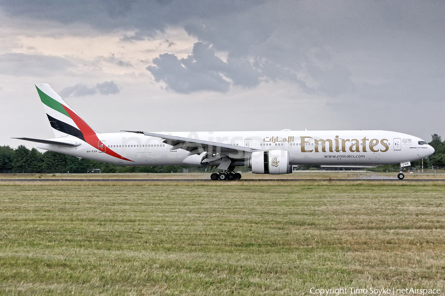 Emirates Boeing 777-31H(ER) (A6-EGH) | Photo 248481