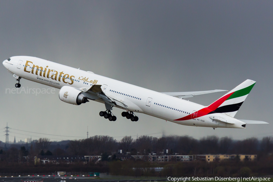 Emirates Boeing 777-31H(ER) (A6-EGK) | Photo 150629