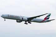 Emirates Boeing 777-31H(ER) (A6-EGK) at  Hamburg - Fuhlsbuettel (Helmut Schmidt), Germany