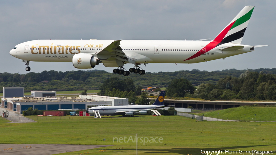 Emirates Boeing 777-31H(ER) (A6-EGK) | Photo 118441