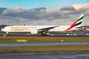 Emirates Boeing 777-31H(ER) (A6-EGK) at  Hamburg - Fuhlsbuettel (Helmut Schmidt), Germany