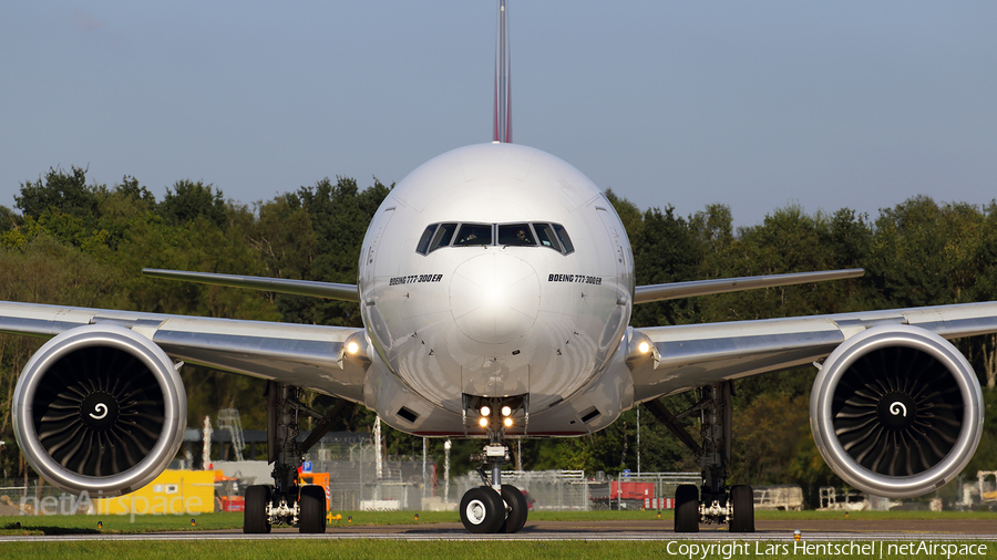 Emirates Boeing 777-31H(ER) (A6-EGL) | Photo 123789