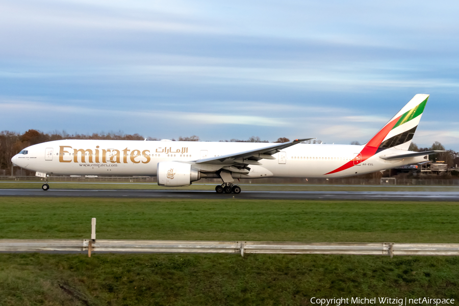 Emirates Boeing 777-31H(ER) (A6-EGL) | Photo 540676